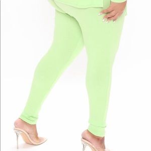 Women’s Plus Legging Set